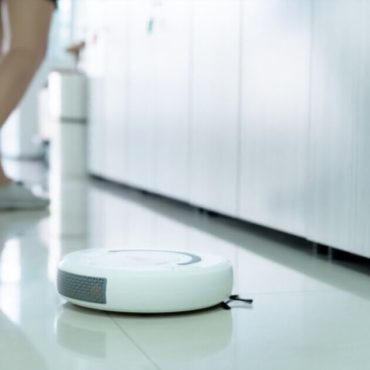 Best Robot Vacuums For Tile Floors ( The 5 Best)